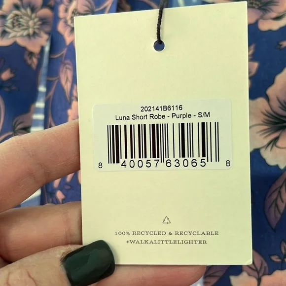 ❌SOLD❌ Spell & the Gypsy Short Luna Robe - Picture 3 of 4